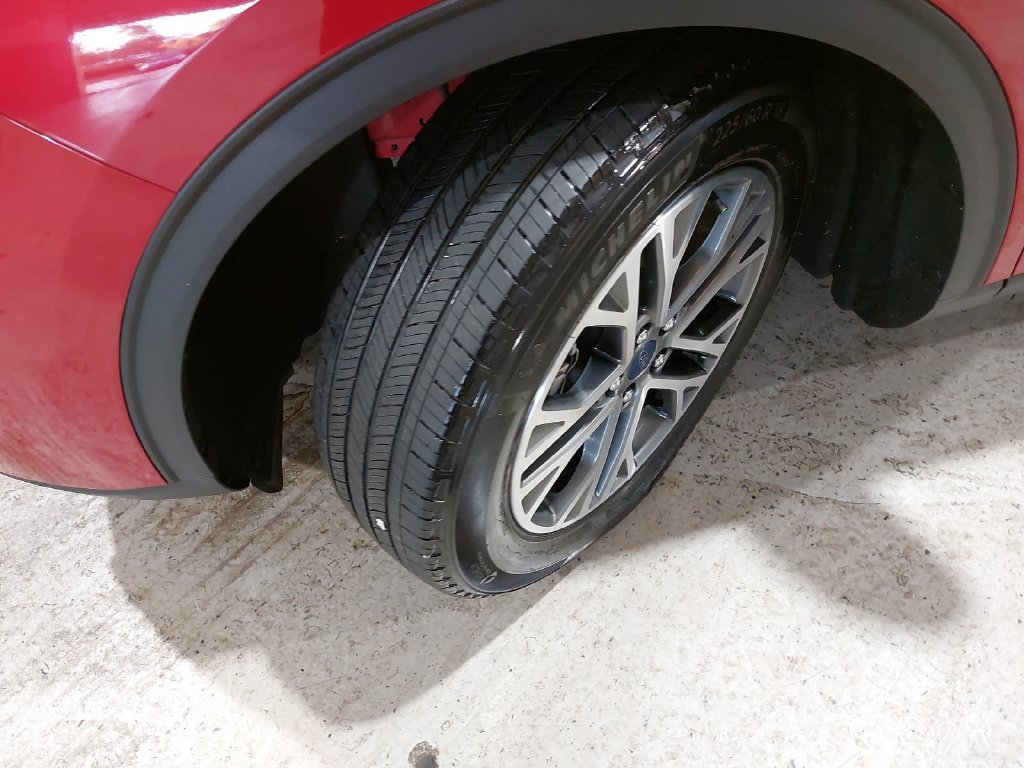 Used 2020 Ford Escape SEL FWD image 26