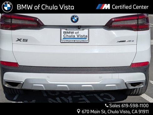 Used 2023 BMW X5 xDrive45e w/ Parking Assistance Package image 9