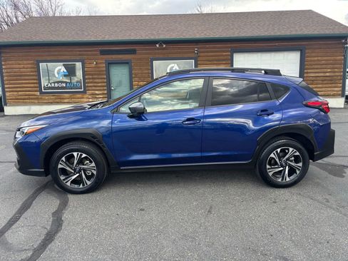 Used 2024 Subaru Crosstrek 2.0i Premium image 8