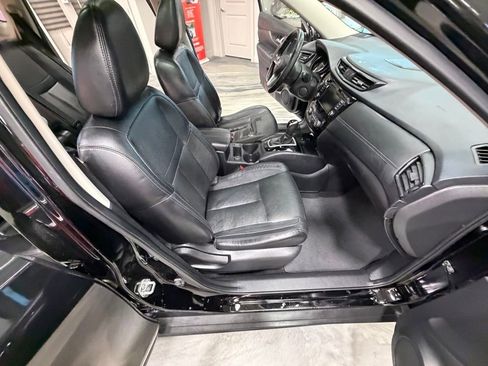 Used 2018 Nissan Rogue SL w/ Premium Package image 44