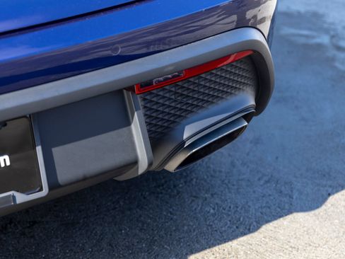 Certified 2026 Porsche Macan AWD/4WD image 20
