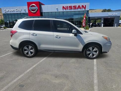 Used 2015 Subaru Forester 2.5i Limited AWD/4WD image 7