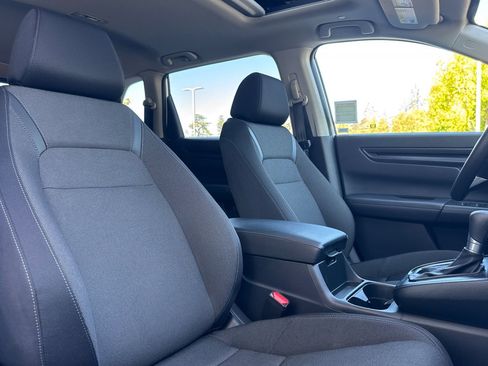 Used 2025 Honda CR-V EX image 26