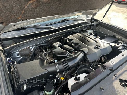 Used 2019 Toyota 4Runner SR5 Premium AWD/4WD image 46