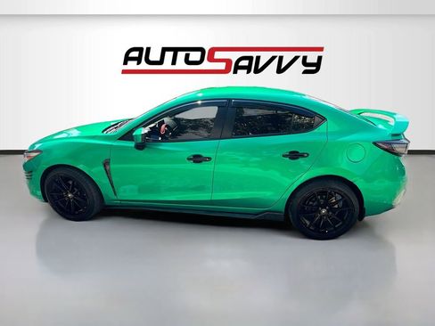 Used 2018 MAZDA MAZDA3 Touring FWD image 4