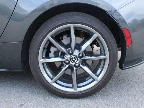 Used 2021 MAZDA MX-5 Miata Grand Touring RWD image 23