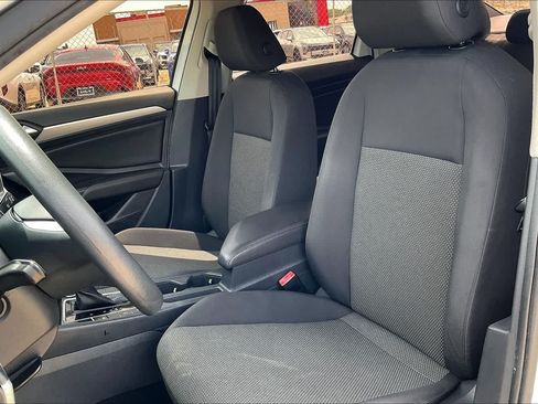 Used 2019 Volkswagen Jetta S w/ Driver Assistance Package FWD image 10