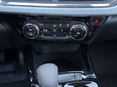 New 2026 Chevrolet Trax LT w/ Driver Confidence Package FWD image 14