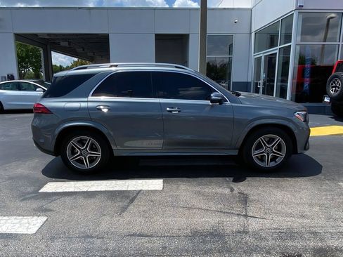 Used 2025 Mercedes-Benz GLE 350 4MATIC w/ AMG Line Exterior image 11
