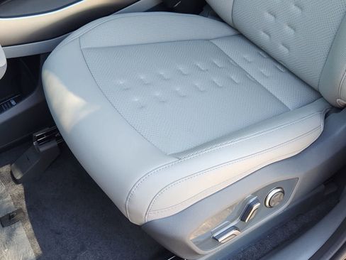 New 2026 Kia EV9 Wind AWD/4WD image 21