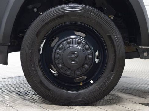 Used 2025 RAM 5500 Tradesman image 17