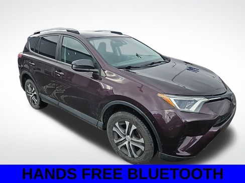 Used 2017 Toyota RAV4 LE image 3