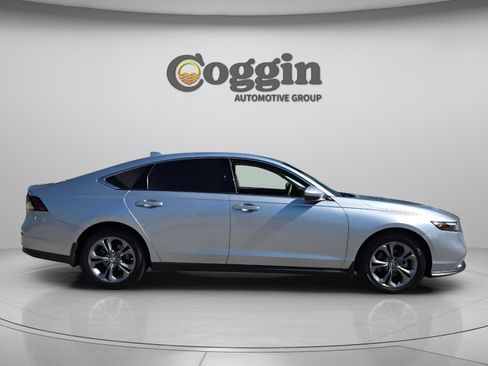 Used 2024 Honda Accord EX image 6