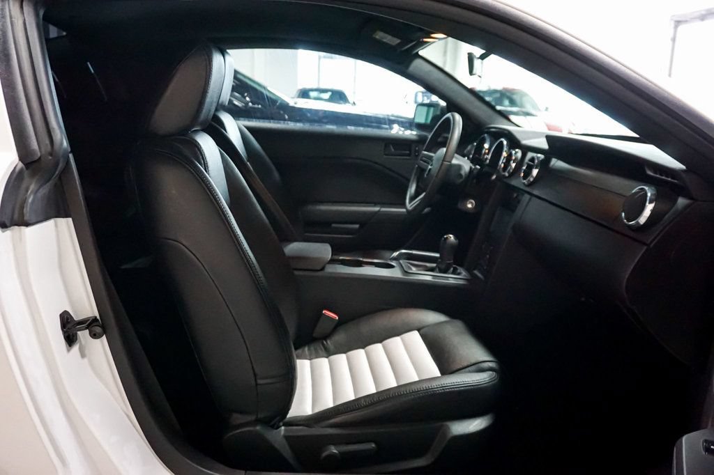 Used 2007 Ford Mustang GT Premium RWD image 26