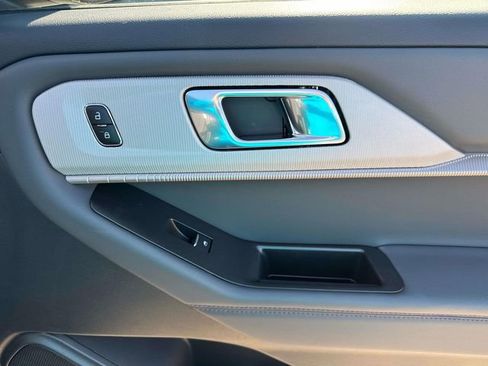 New 2026 Ford Explorer Active image 16