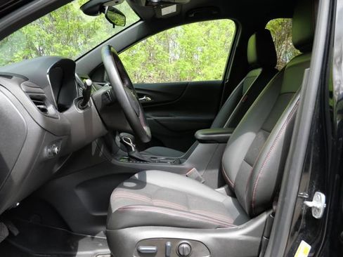 Used 2023 Chevrolet Equinox RS AWD/4WD image 18
