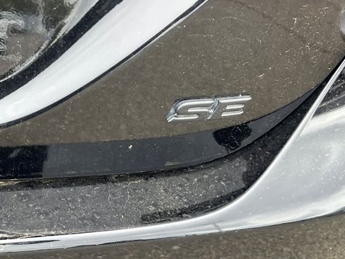 Used 2023 Toyota Camry SE FWD image 21