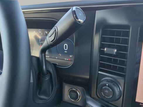 New 2026 Ford F350 Platinum w/ FX4 Off-Road Package image 60