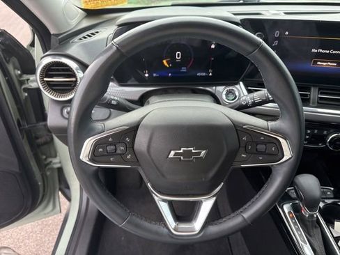Used 2025 Chevrolet Trax ACTIV w/ Driver Confidence Package FWD image 16