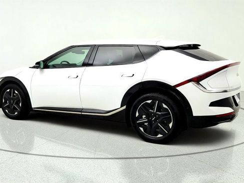 Used 2025 Kia EV6 Wind AWD/4WD image 7