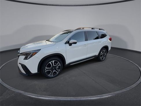 Certified 2023 Subaru Ascent Limited image 3
