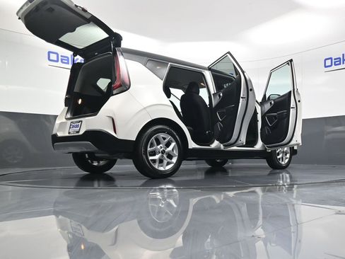 New 2025 Kia Soul S image 59