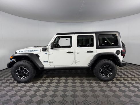 Used 2022 Jeep Wrangler Unlimited Rubicon 4xe w/ Cold Weather Group AWD/4WD image 10