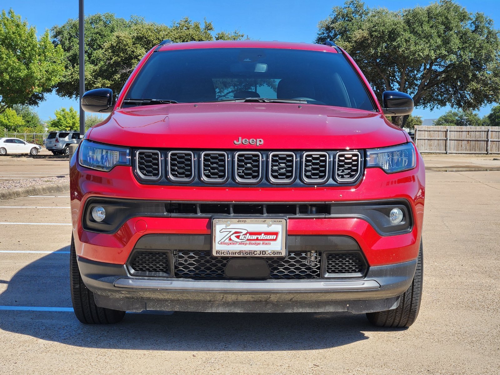 Used 2025 Jeep Compass Latitude w/ Altitude Special Edition AWD/4WD image 7