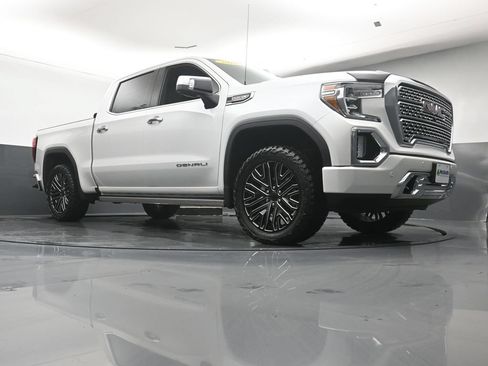 Used 2020 GMC Sierra 1500 Denali w/ Denali Ultimate Package AWD/4WD image 25