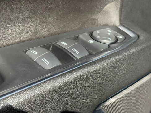 Used 2023 Chevrolet Silverado 1500 LT w/ Safety Package image 23