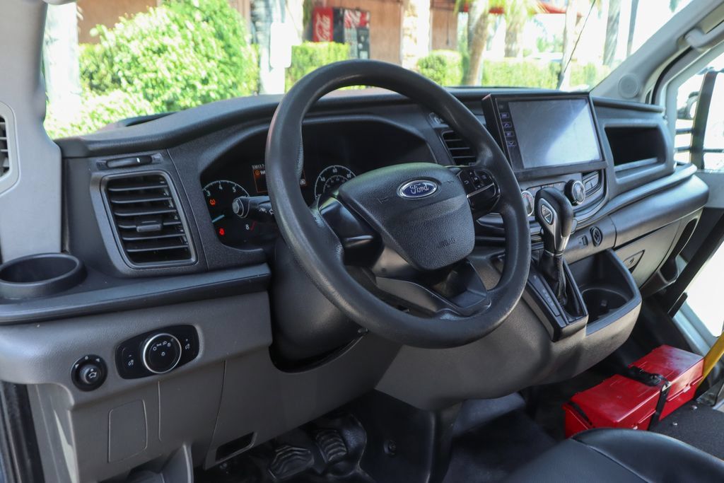 Used 2021 Ford Transit 350 DRW RWD image 21
