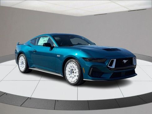 New 2026 Ford Mustang GT Premium w/ GT Performance Package image 2