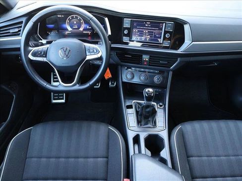 Used 2024 Volkswagen Jetta Sport FWD image 20