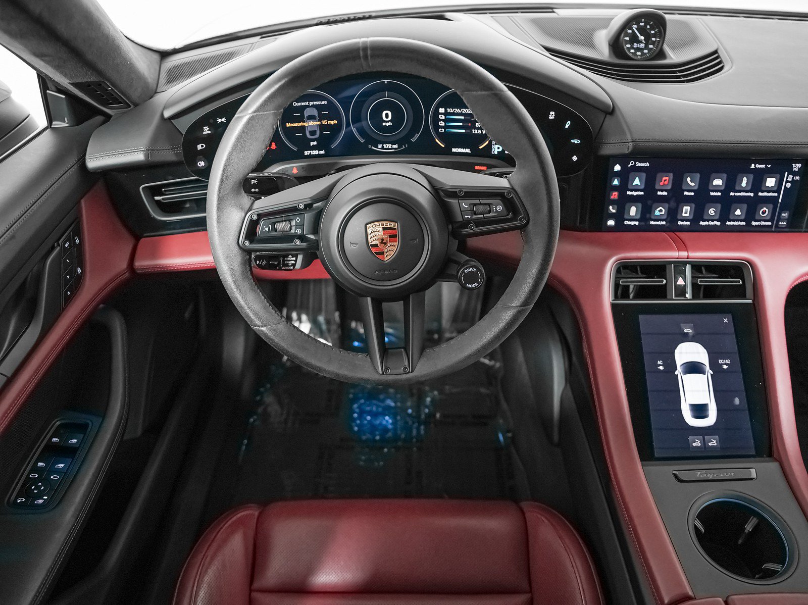 Certified 2023 Porsche Taycan GTS w/ Premium Package (P6U) AWD/4WD image 15