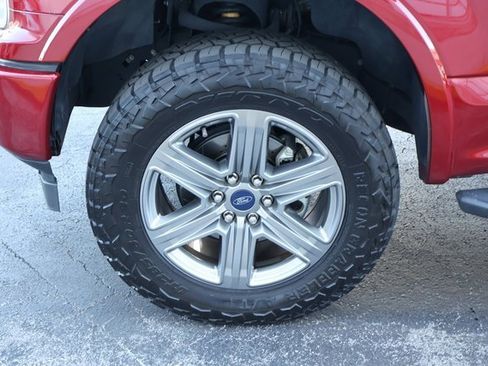 Used 2018 Ford F150 XLT w/ Equipment Group 302A Luxury image 7