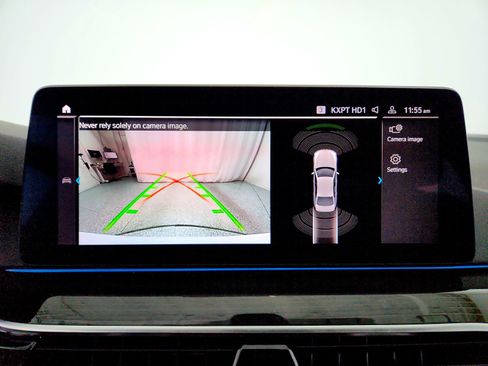 Used 2021 BMW 530e 530e image 14