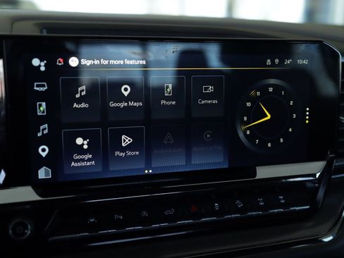 Used 2025 Chevrolet Silverado 1500 ZR2 w/ Technology Package image 16