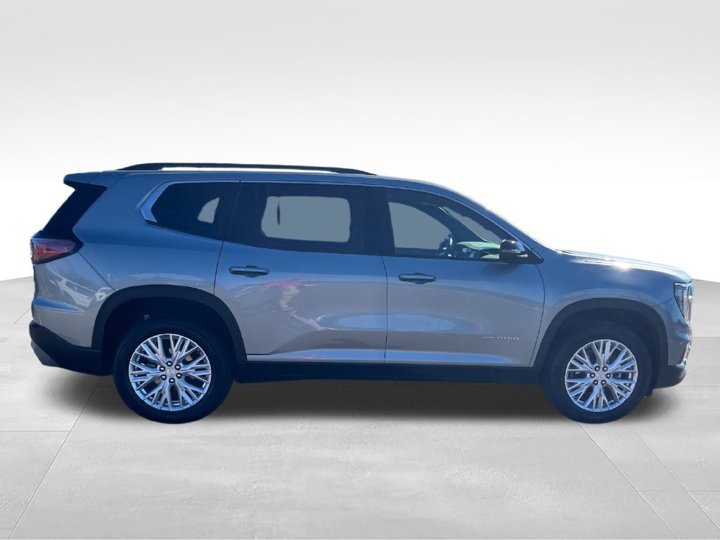 Used 2026 GMC Acadia Elevation w/ Elevation Premium Package FWD image 6