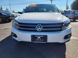 Used 2013 Volkswagen Tiguan SE image 2