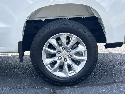 Used 2024 Chevrolet Silverado 1500 Custom RWD image 15