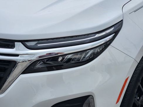 Used 2024 Chevrolet Equinox LT w/ LPO, Floor Liner Package image 9