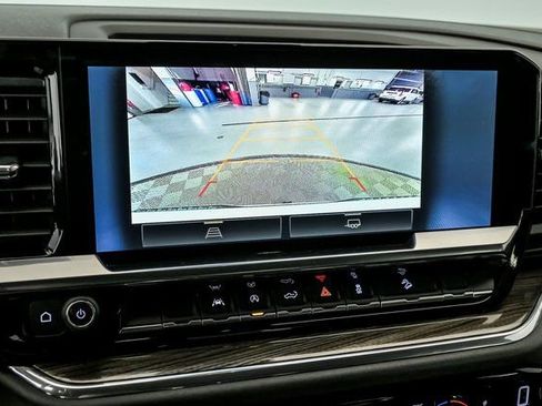 Used 2023 Chevrolet Silverado 1500 RST w/ Z71 Off-Road Package image 19