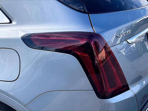 Certified 2025 Cadillac XT5 Premium Luxury image 23