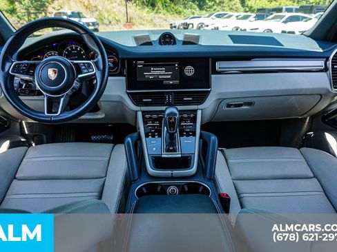 Used 2023 Porsche Cayenne AWD/4WD image 24