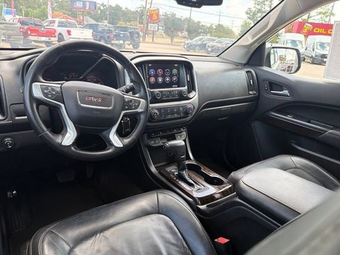 Used 2016 GMC Canyon SLT w/ Driver Alert Package RWD image 16