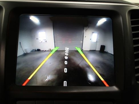 Used 2017 Jeep Cherokee Trailhawk w/ Comfort/Convenience Group image 32