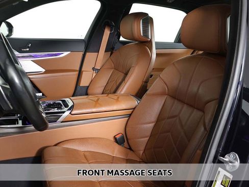 Used 2023 BMW 760i xDrive w/ Executive Package image 8