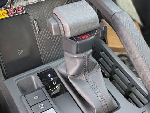 New 2026 Toyota Tacoma TRD Off-Road AWD/4WD image 18