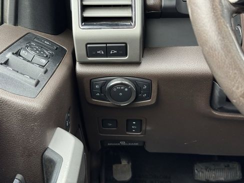 Used 2020 Ford F350 King Ranch w/ King Ranch Ultimate Package image 36