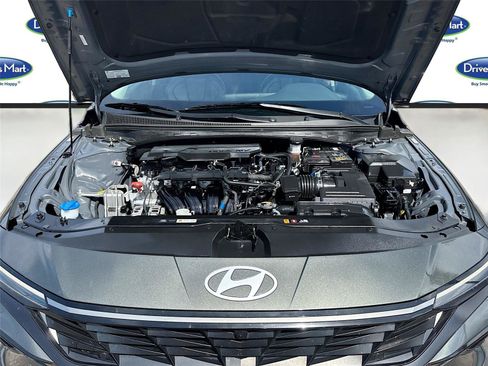 Used 2024 Hyundai Elantra Limited FWD image 34